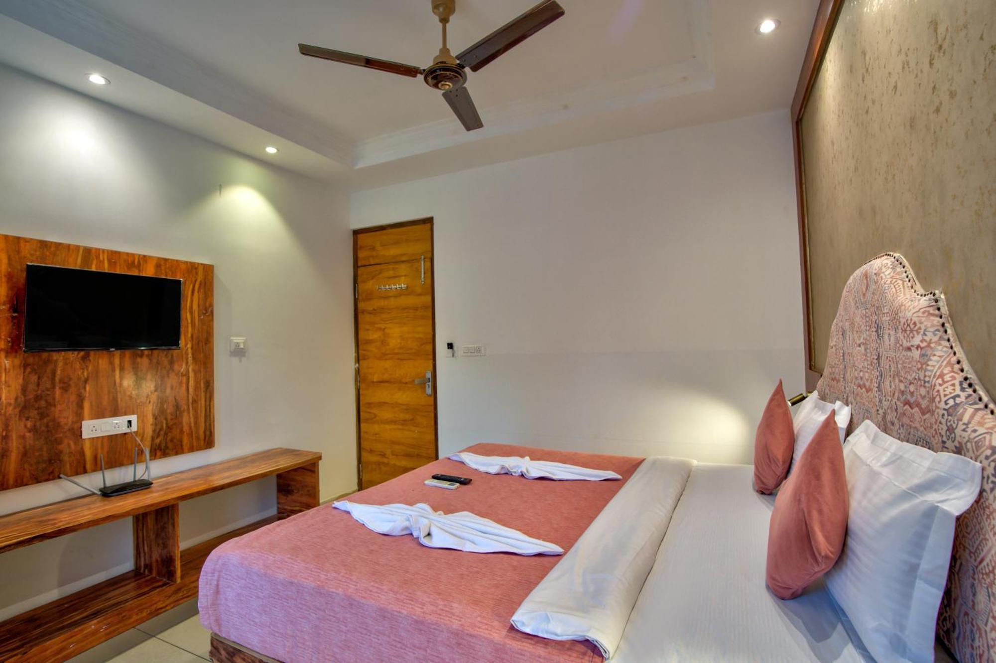 Hotel Sea Sapphire ,Calangute Eksteriør bilde